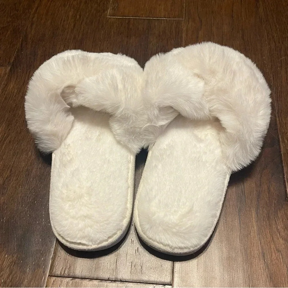 Comfy Slippers Memory Foam Cross Band Open Toe Fuzzy Slides House Shoes - Picture 3 of 9